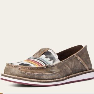 ARIAT Cruiser NATURAL TAUPE size 7.5